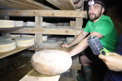 2023_08_cueva_campo_050
