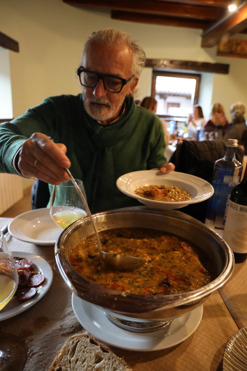 Comida productores Navidad 2025 - El Mule Carajonero