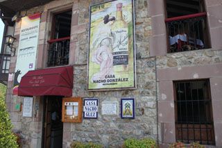 Fachada Restaurante Casa Nacho Ruente