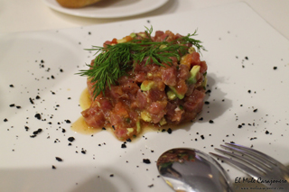 Tartar de atún aguacate y tomate Puerta 23 restaurante Santander