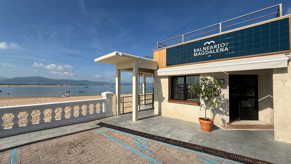 La Terraza del Balneario de la Magdalena