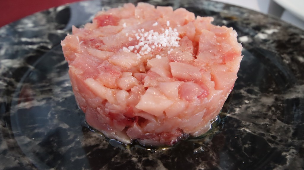 bonito crudo al natural