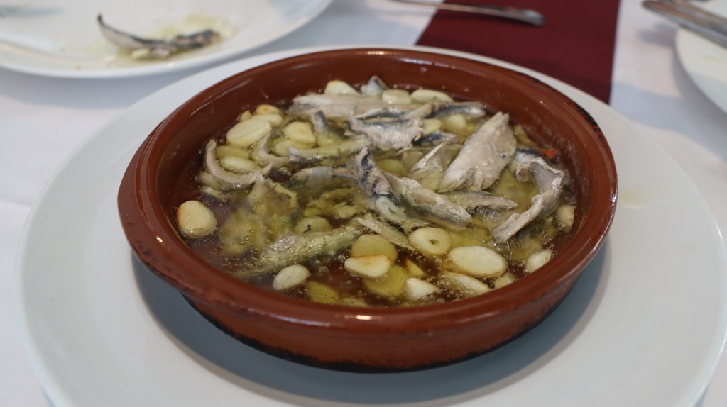 Bocartes al ajillo