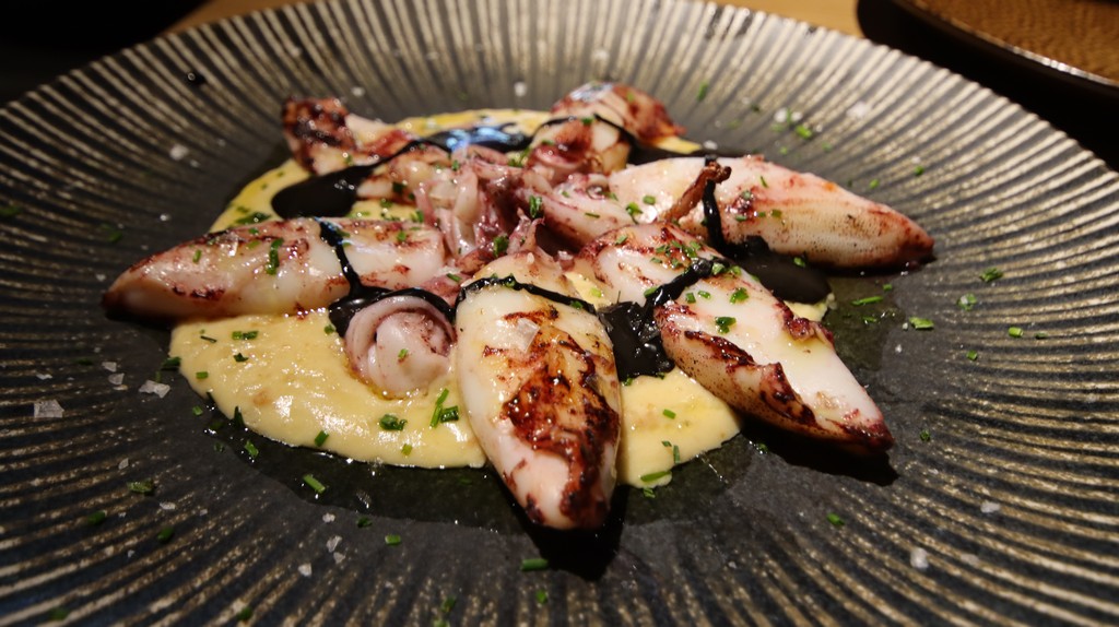 maganos (calamares de la zona) a la plancha