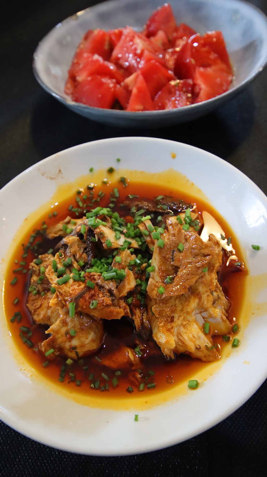 tomate de Selaya acompañado de escabeche de bonito La Nuncia by Sergio Toca