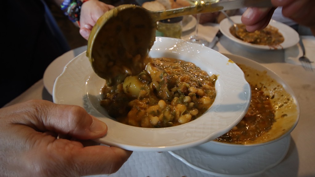 cocido montañés