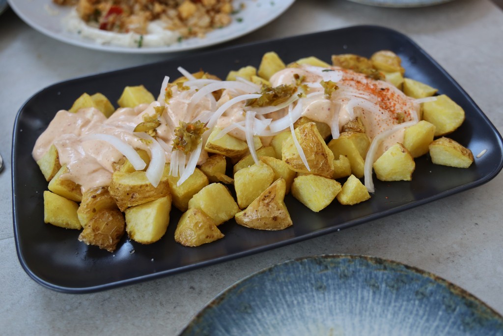 Sabores auténticos en Ají Límon patatas Coreanas