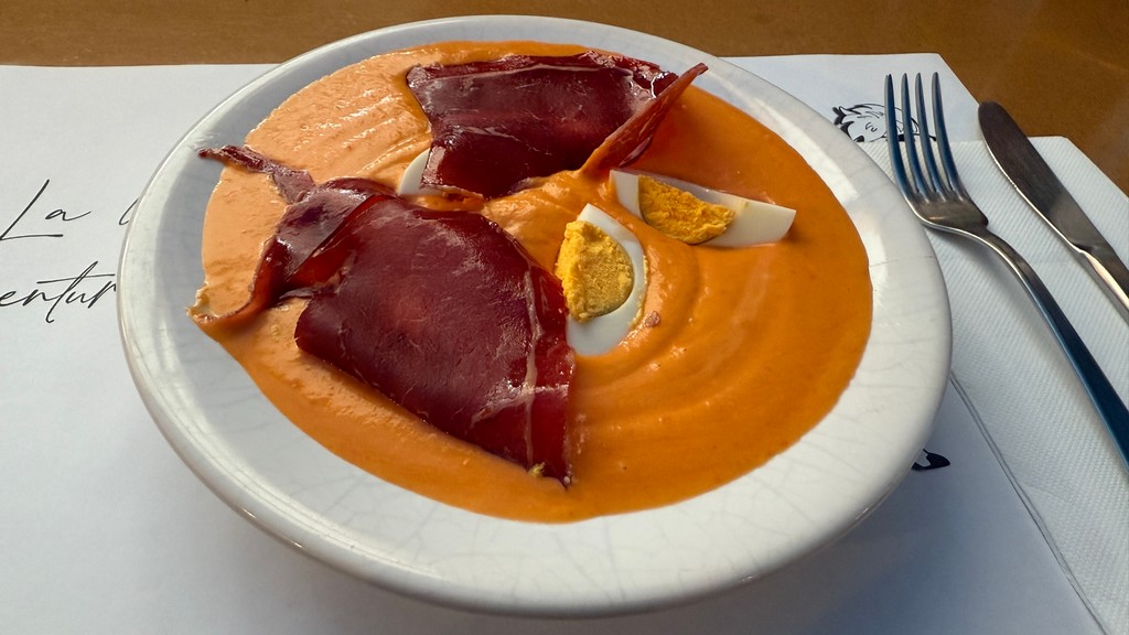 La Llama salmorejo