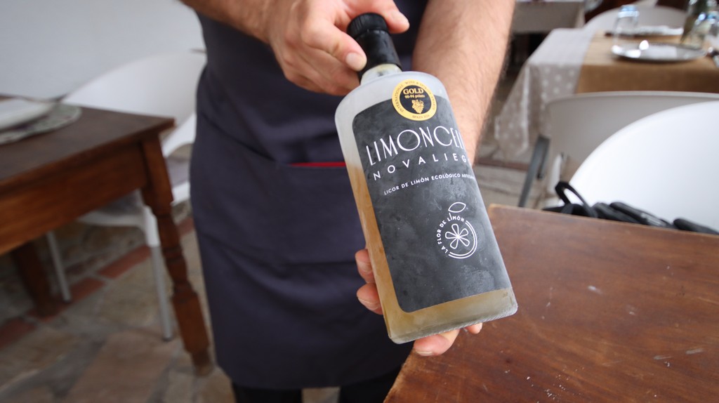 Limoncello de Novales La Pradera