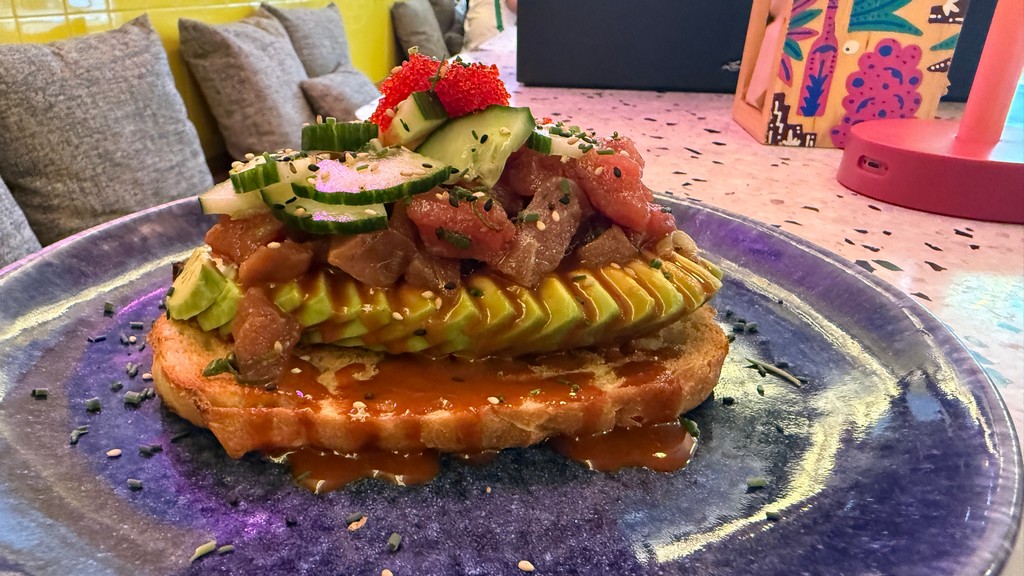 Tosta de atún picante