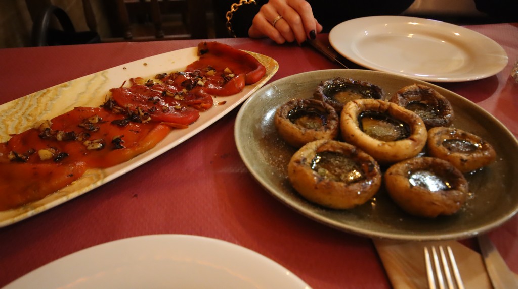 champiñones a la brasa y piminetos asados Parrilla Brasas