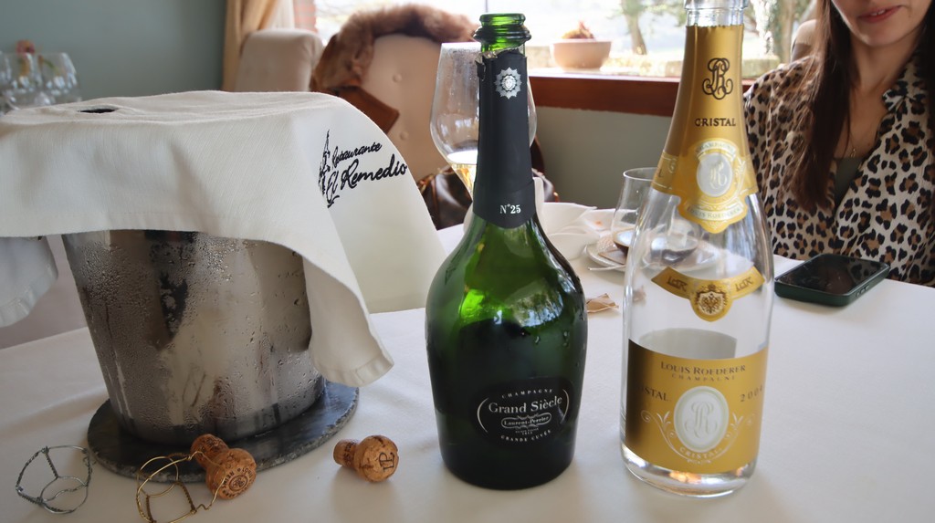 Louis Roederer Cristal, Grand Siècle de Laurent Perrier El Remedio de Ruiloba