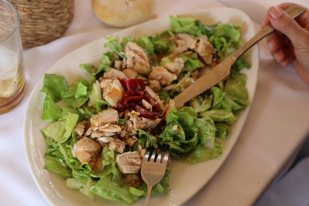 Ensalada de bonito y pimientos
